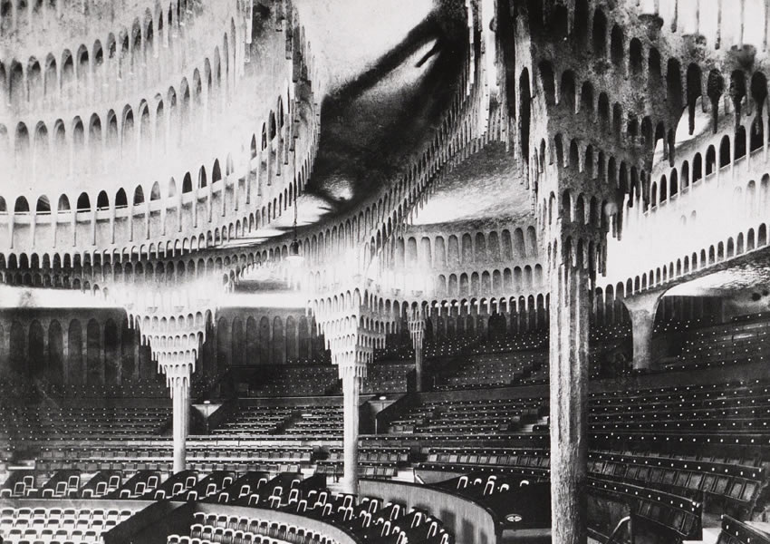 'Stalactites' hung from the domed ceiling of the Grosses Schauspielhaus by Hans Poelzig