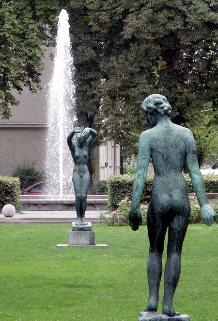 Georg Kolbe statues 'Morning' and 'Evening' in the Ceciliengärten, Schoeneberg, Berlin