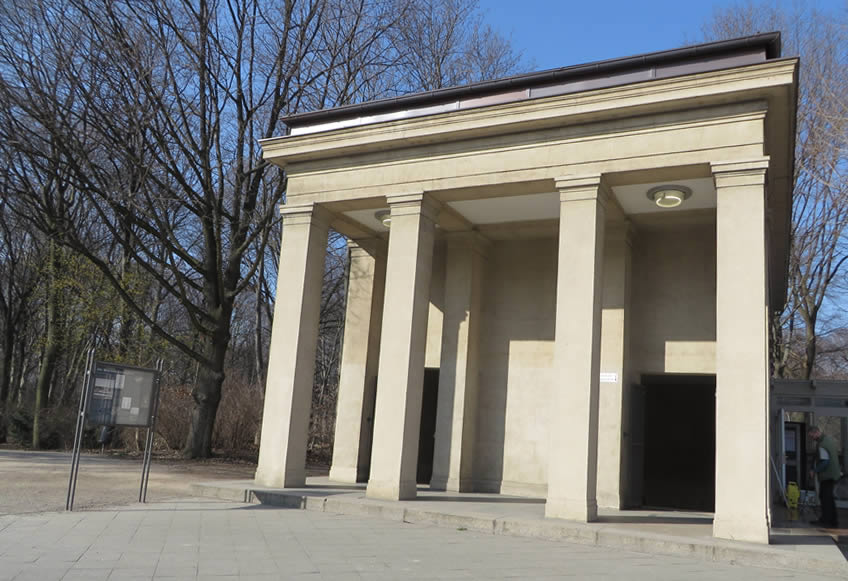 Pavilion designed by Albert Speer, Berlin