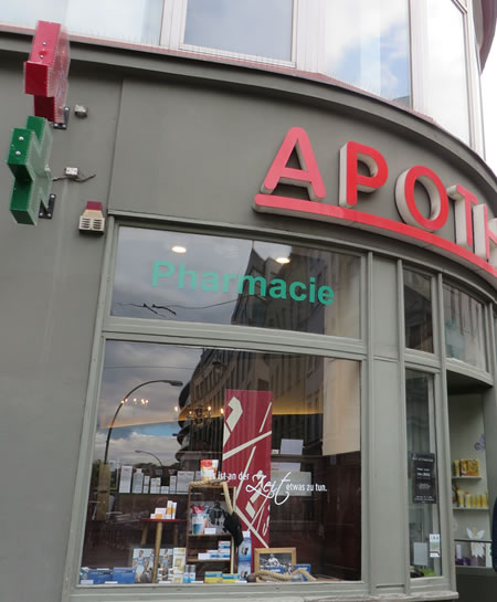 Pharmacy with a secret: Rosenthaler Straße, Berlin