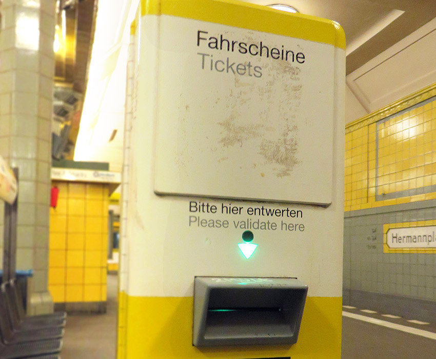 Ticket validation machine, Berlin